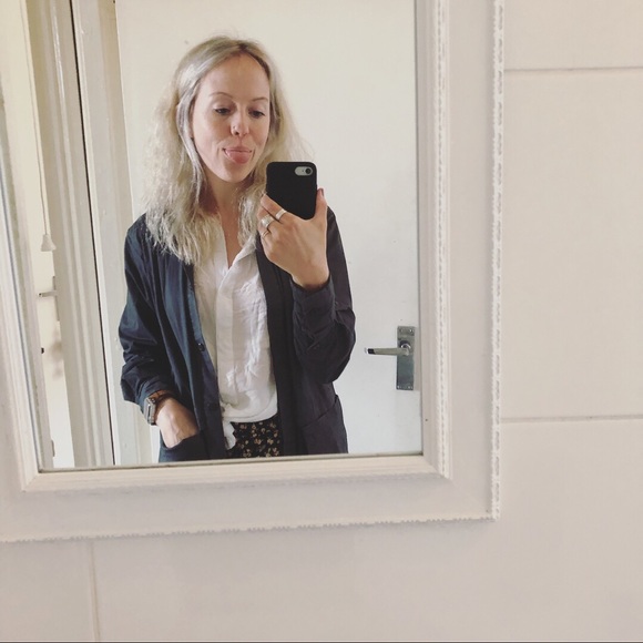 Meet your Posher, Amanda - Picture 1 of 1